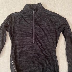 Athleta long sleeve quarter zip
